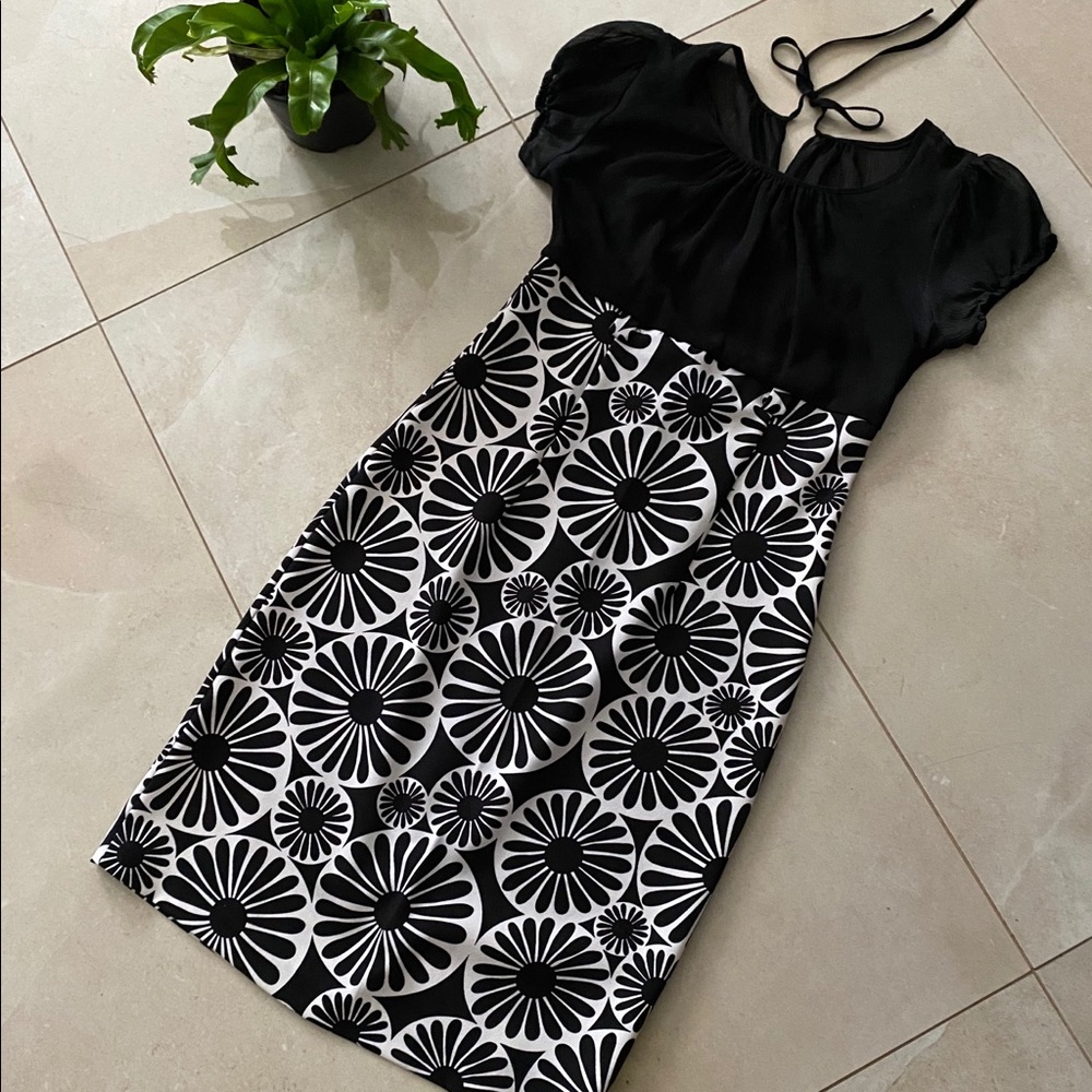 Black and white dress